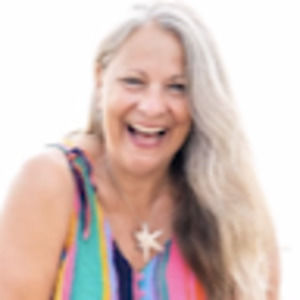 Meet your Posher, Lucia